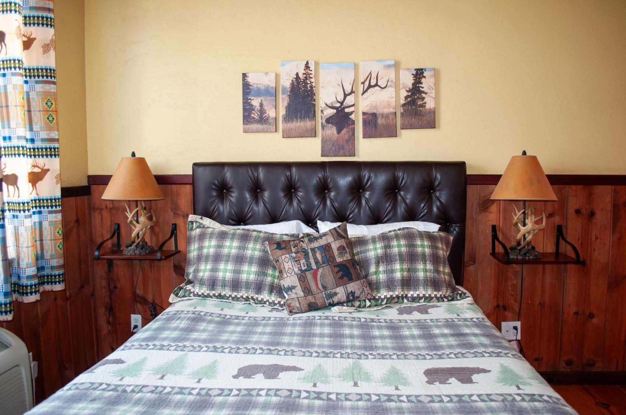 Sequoia River Front Cabins Трі-Риверс Екстер'єр фото