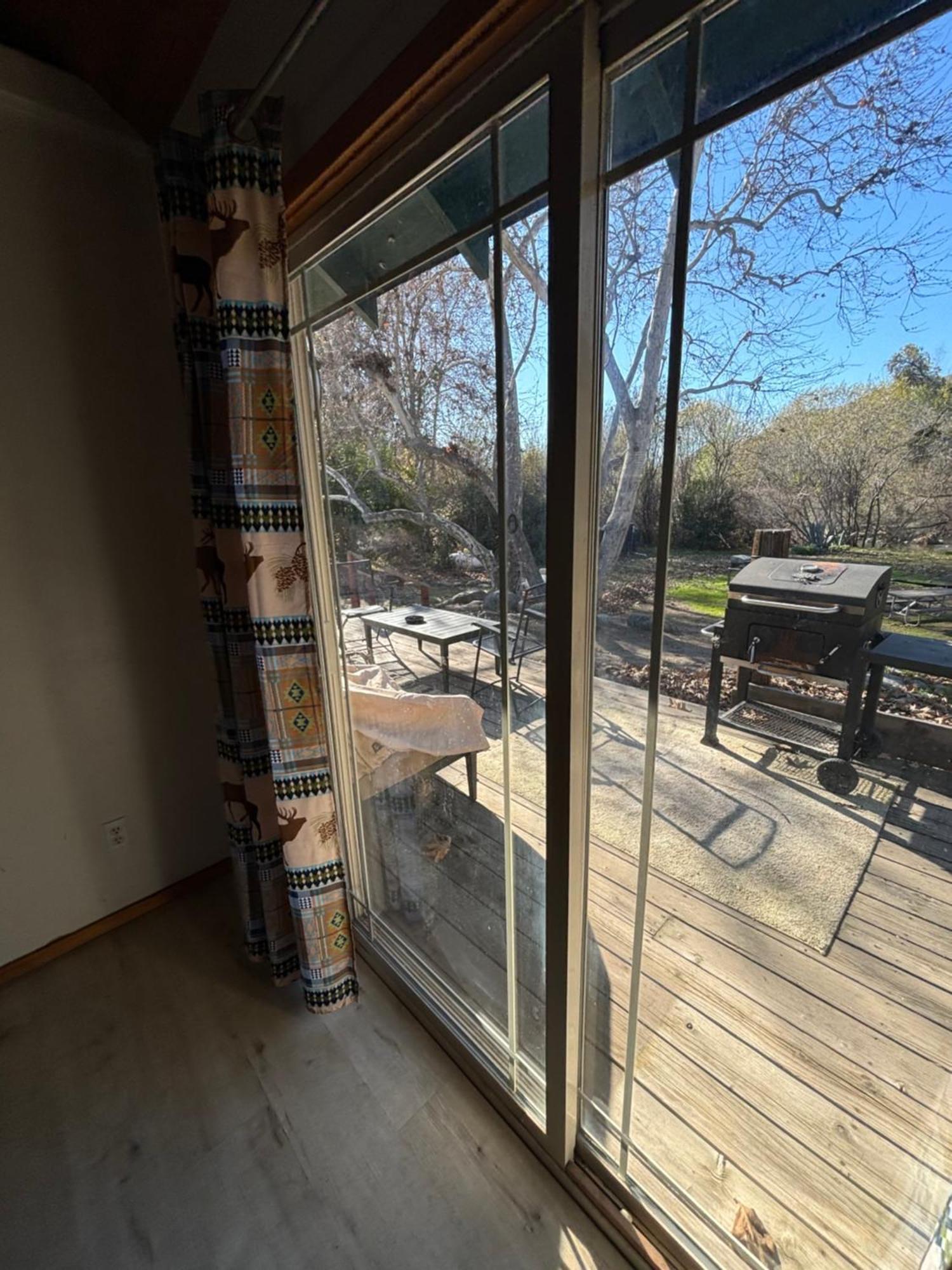 Sequoia River Front Cabins Трі-Риверс Екстер'єр фото